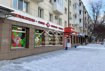 Торговая площадь, 111.3 м², Республики 86